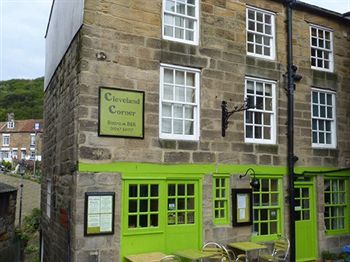 Cleveland Corner Hotel Staithes Exterior photo